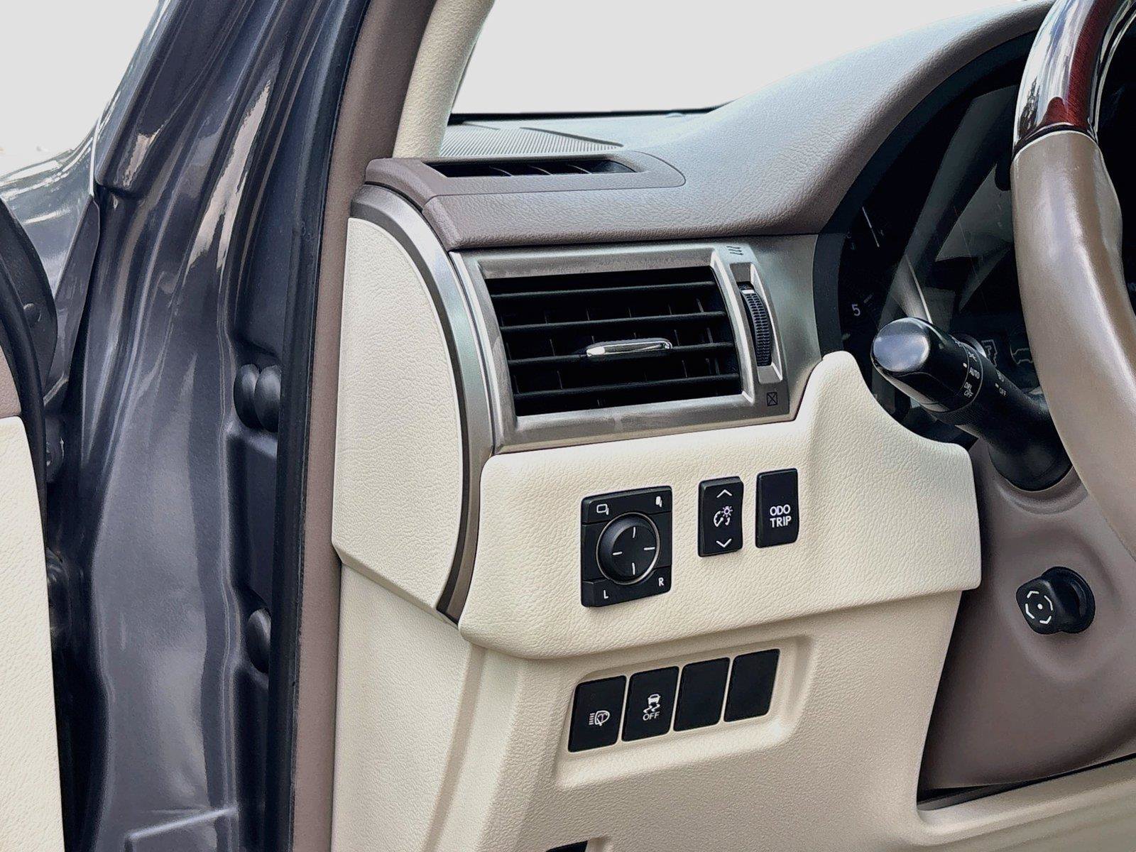 Used 2019 Lexus GX 460 Premium w/ Premium Package AWD/4WD image 31