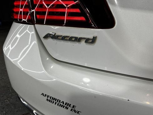 Used 2016 Honda Accord Sport image 31