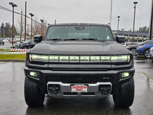 New 2026 GMC Hummer EV SUV w/ LPO, Dark Essentials Package AWD/4WD image 2