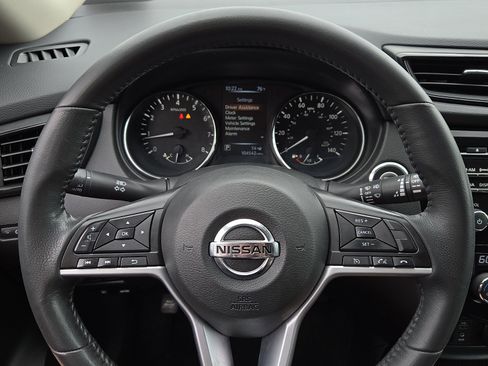 Used 2017 Nissan Rogue SV w/ Midnight Edition AWD/4WD image 17