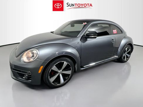 Used 2014 Volkswagen Beetle R-Line image 9
