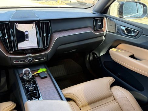 Certified 2023 Volvo XC60 T8 Ultimate image 15