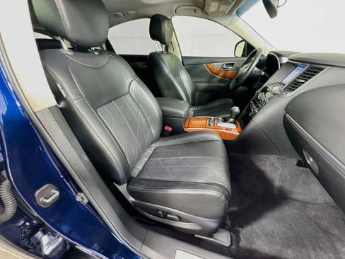 Used 2015 INFINITI QX70 AWD w/ Premium Package image 38