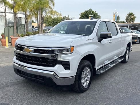 Used 2024 Chevrolet Silverado 1500 LT w/ Protection Package AWD/4WD image 7
