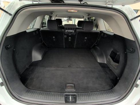 Used 2016 Kia Sorento LX image 16
