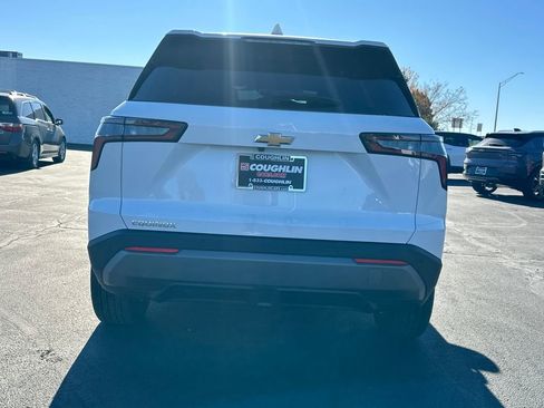 New 2026 Chevrolet Equinox LT w/ LPO, Floor Liner Package image 8