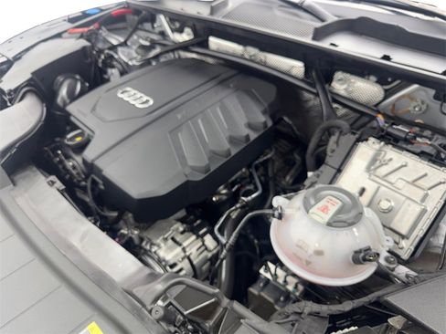 Used 2022 Audi Q5 2.0T Premium w/ Convenience Package image 76