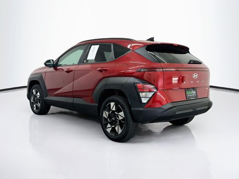Used 2025 Hyundai Kona SEL AWD/4WD image 5