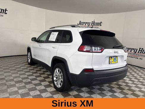 Used 2020 Jeep Cherokee Latitude FWD image 8