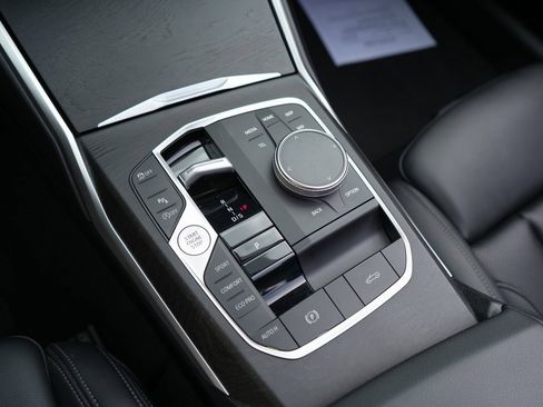 Used 2024 BMW 430i Convertible w/ Convenience Package image 27