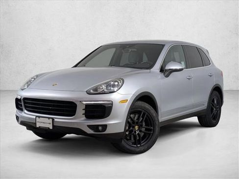 Used 2017 Porsche Cayenne S AWD/4WD image 1