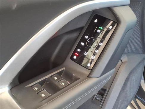 Certified 2025 Audi Q5 Premium w/ Convenience Package image 11