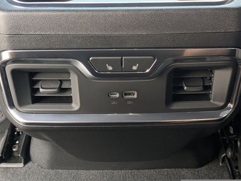 Used 2024 GMC Sierra 3500 Denali Ultimate image 15