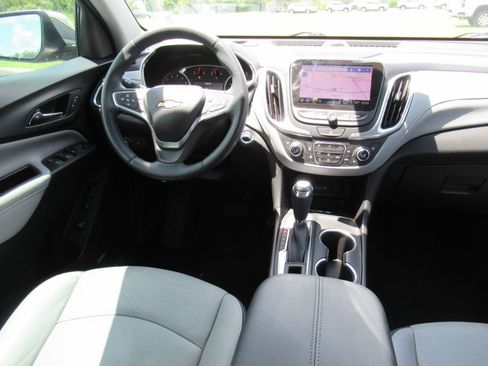 Used 2019 Chevrolet Equinox Premier FWD image 13