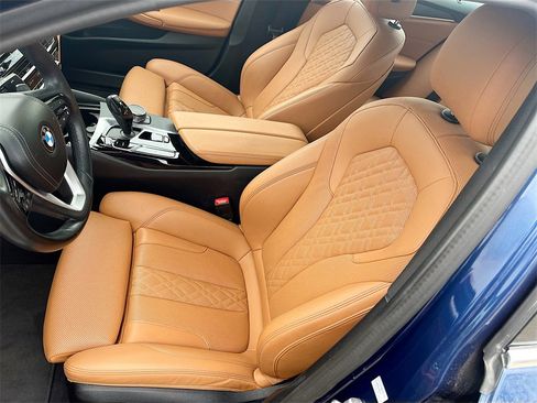 Used 2023 BMW 530i w/ Premium Package image 20