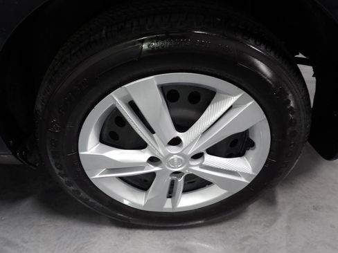 Used 2024 Nissan Kicks S FWD image 20