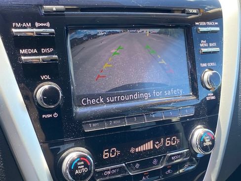 Used 2017 Nissan Murano S AWD/4WD image 12