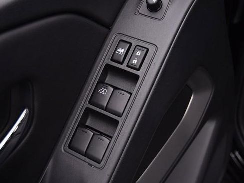 New 2026 Nissan Frontier SV w/ All-Weather Content Package image 10