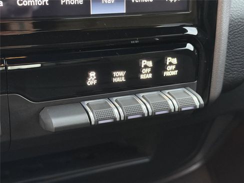 Used 2025 RAM 2500 Big Horn image 31