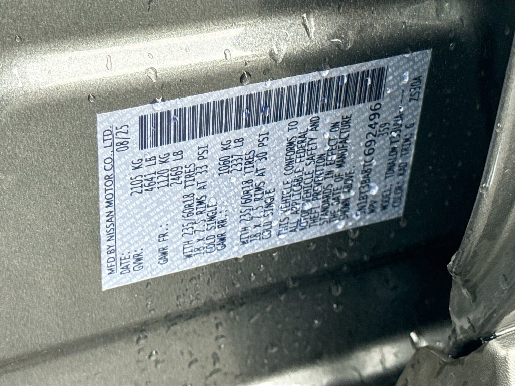 Certified 2026 Nissan Rogue SV FWD image 38