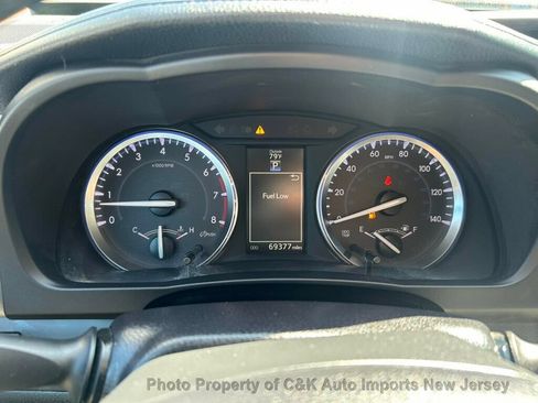 Used 2016 Toyota Highlander XLE AWD/4WD image 40