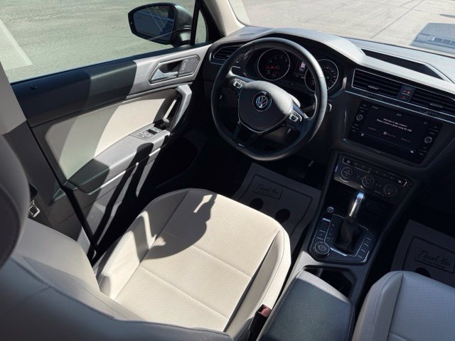 Used 2018 Volkswagen Tiguan SE AWD/4WD image 20