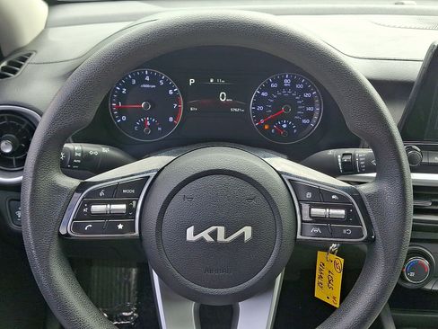 Certified 2024 Kia Forte LXS FWD image 19