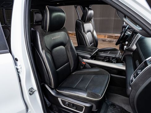 Used 2023 RAM 1500 Laramie image 31