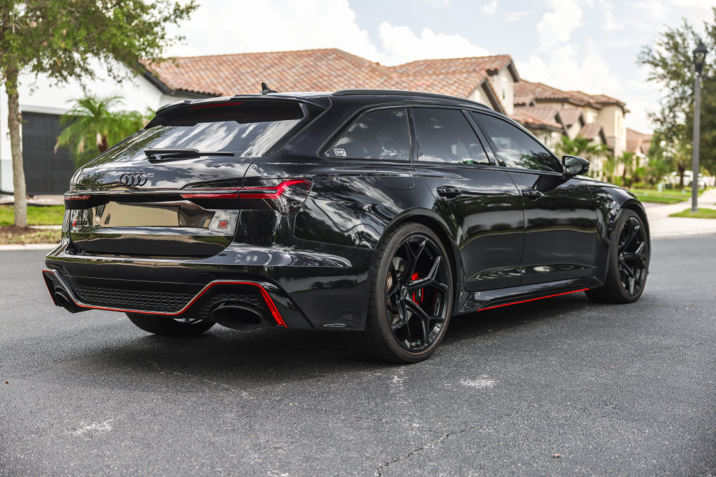 Used 2024 Audi RS 6 performance AWD/4WD image 19