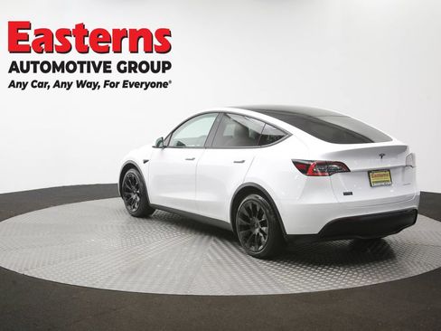 Used 2021 Tesla Model Y Long Range AWD/4WD image 59