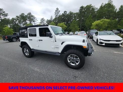 Used 2018 Jeep Wrangler Unlimited Sahara AWD/4WD image 20