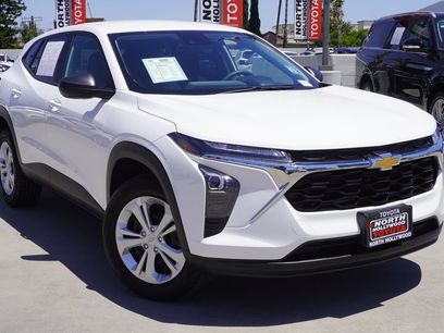 Used 2025 Chevrolet Trax LS