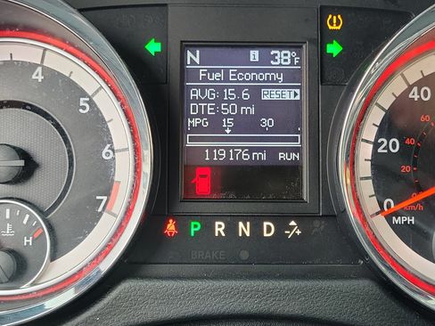 Used 2018 Dodge Grand Caravan GT image 25