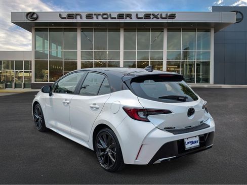 Used 2025 Toyota Corolla XSE FWD image 5