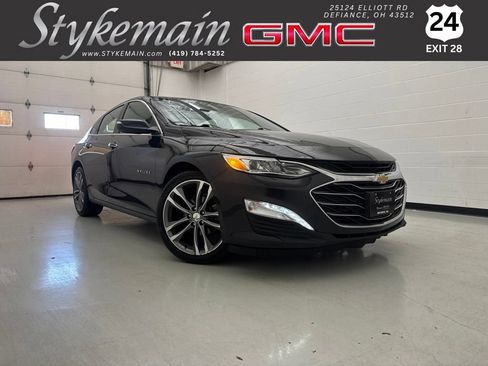 Used 2022 Chevrolet Malibu Premier FWD image 1