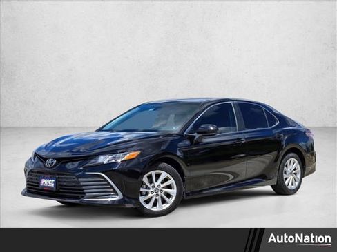 Used 2024 Toyota Camry LE FWD image 1