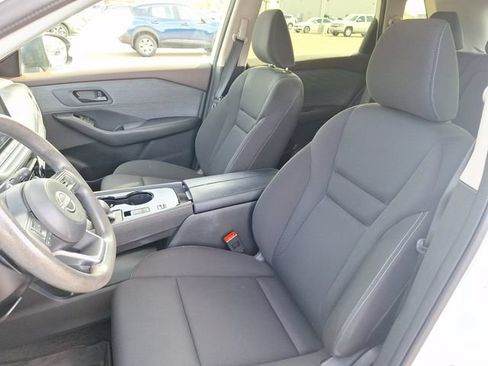 Certified 2023 Nissan Rogue S FWD image 10