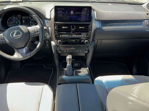 Used 2023 Lexus GX 460 w/ Black Line Special Edition AWD/4WD image 11