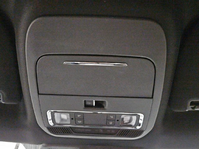 Used 2023 Ford F150 Platinum w/ Equipment Group 701A High AWD/4WD image 3