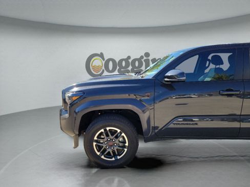 Certified 2025 Toyota Tacoma TRD Sport w/ TRD Sport Upgrade Package RWD image 32