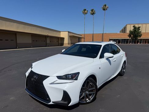 Used 2017 Lexus IS 350 F Sport w/ F Sport Package RWD image 3