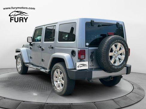 Used 2016 Jeep Wrangler Unlimited Sahara w/ Max Tow Package AWD/4WD image 6