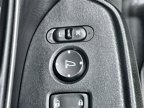 Used 2020 Honda CR-V Touring image 14