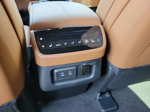 New 2026 INFINITI QX60 Autograph w/ Dark Cargo Package AWD/4WD image 15