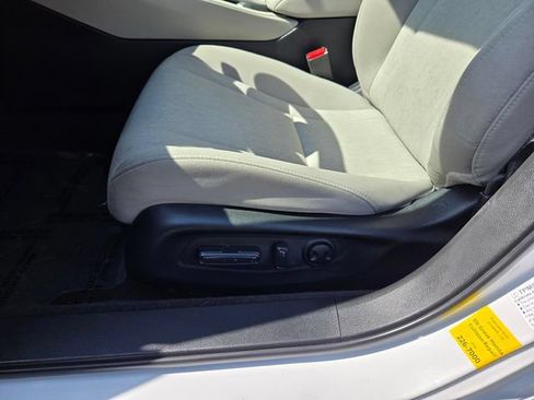 Certified 2023 Honda Accord EX image 25