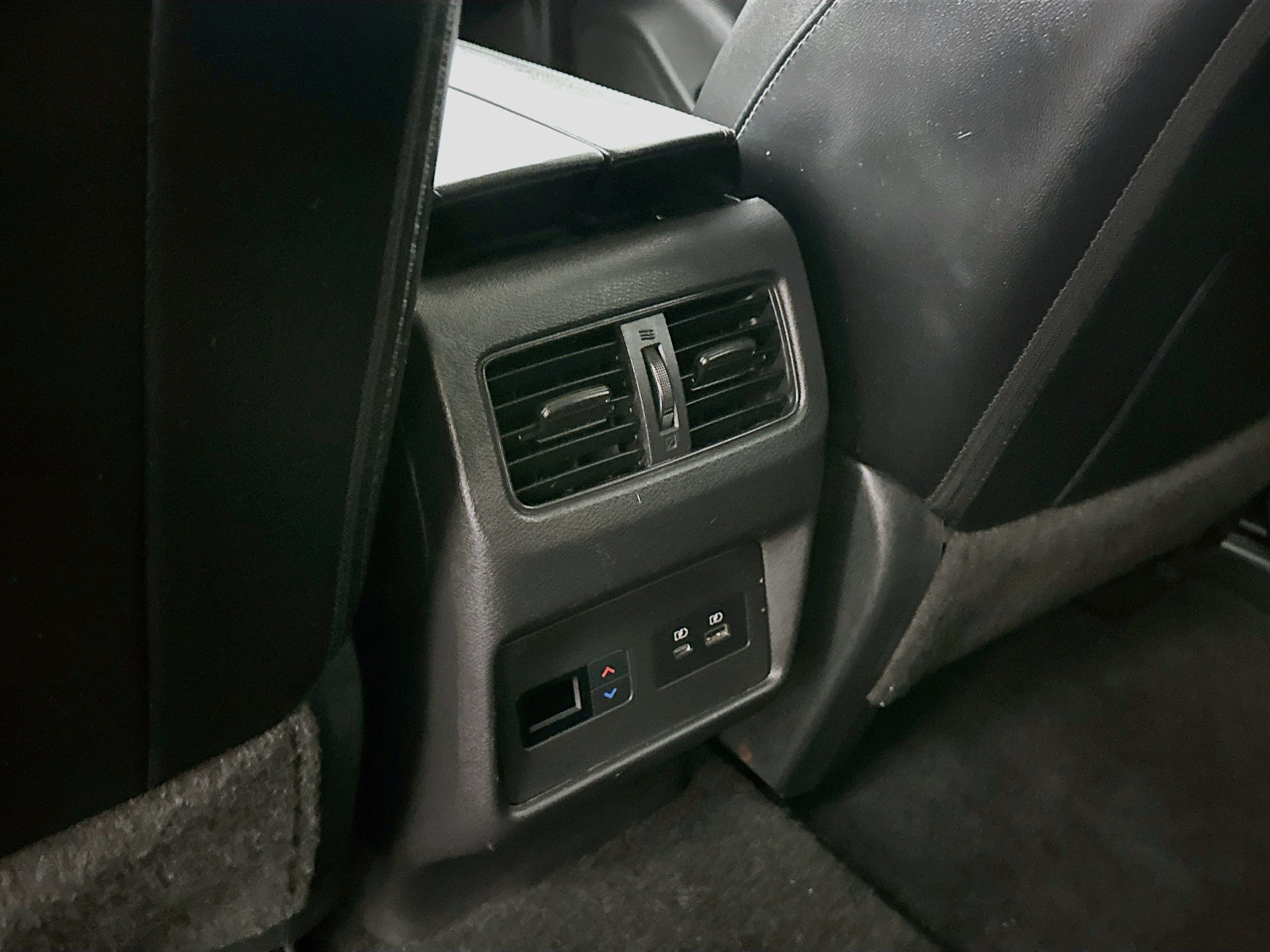 Used 2023 Nissan Rogue SL w/ SL Premium Package FWD image 28