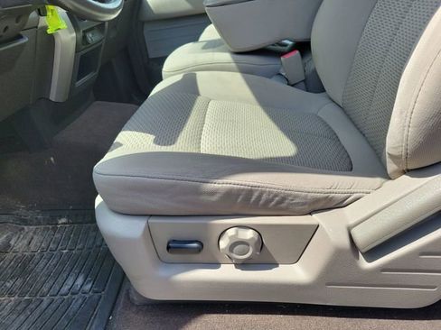 Used 2010 Ford F150 XLT AWD/4WD image 26