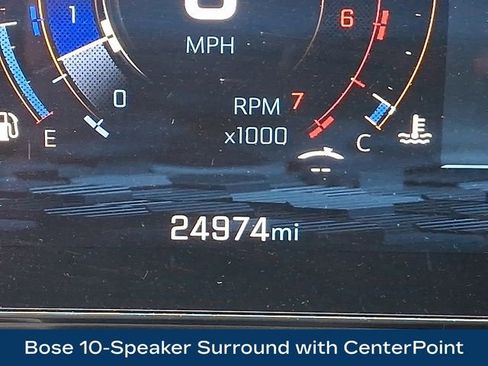 Used 2025 Chevrolet Suburban Premier AWD/4WD image 6