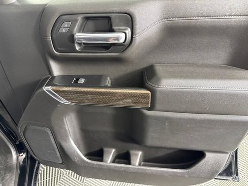 Used 2019 Chevrolet Silverado 1500 RST AWD/4WD image 35
