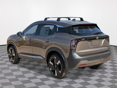 New 2026 Nissan Kicks SR w/ Illumination Package image 5